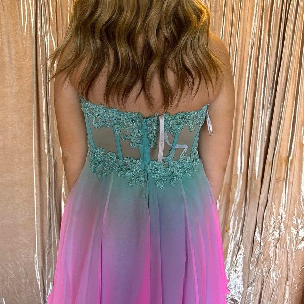 Never Worn - image 2